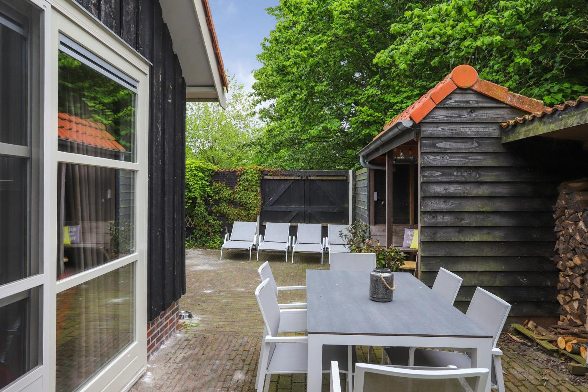 B&B - Sauna D'Olle Pastorie Vierhuizen エクステリア 写真