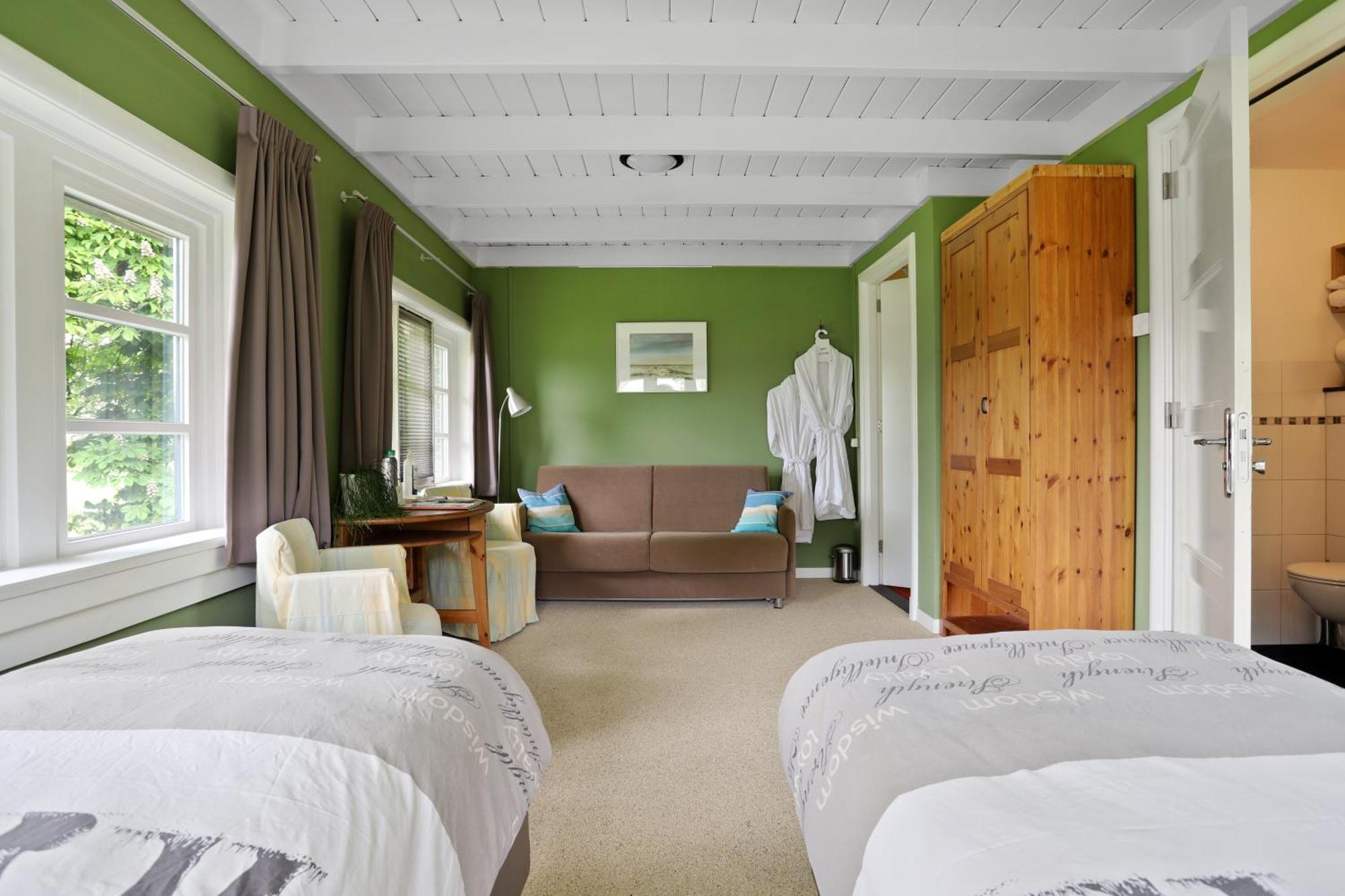 B&B - Sauna D'Olle Pastorie Vierhuizen エクステリア 写真